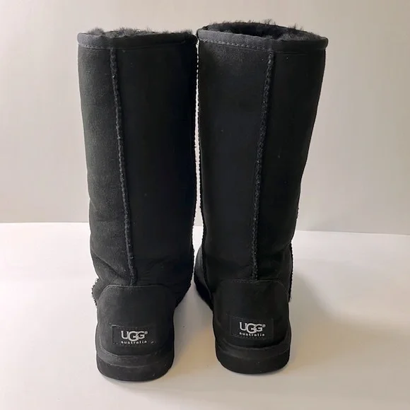 UGG Australia Classic Tall Boots, Black, size 6 - Picture 9 of 11